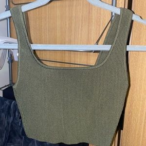 Aritzia Babaton Sculpt Knit Crop Tank